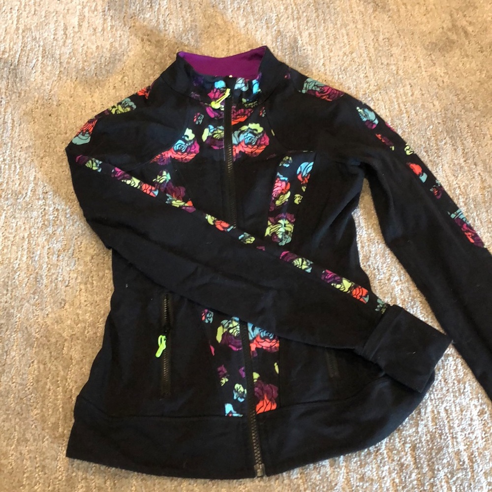 jacket - Picture 2 of 4